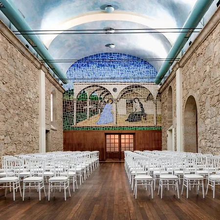 Palacio Del Carmen, Autograph Collection