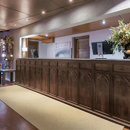 Palacio Del Carmen, Autograph Collection ホテル