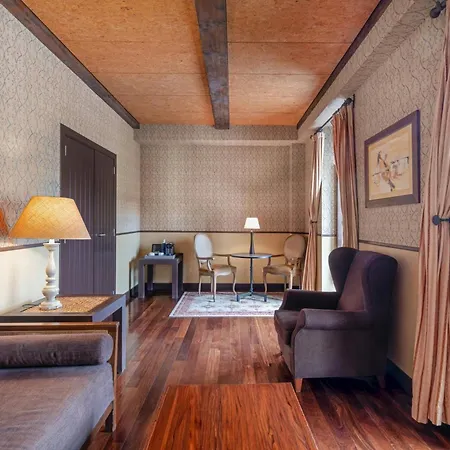 Palacio Del Carmen, Autograph Collection 5*
