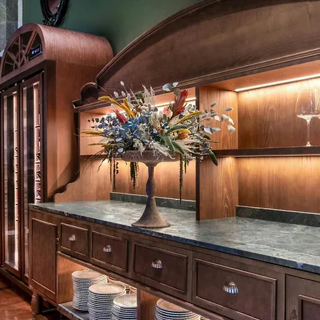 Palacio Del Carmen, Autograph Collection 5*