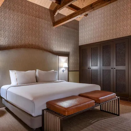 Palacio Del Carmen, Autograph Collection 5*