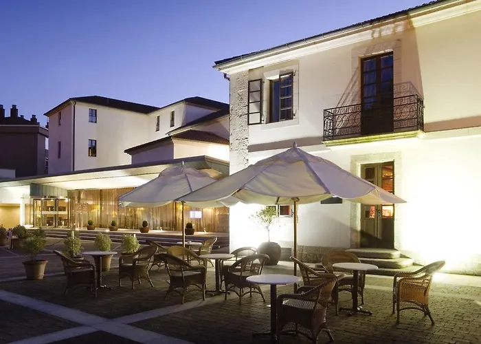 Palacio Del Carmen, Autograph Collection 5*